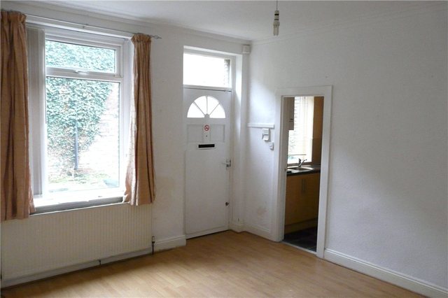  Image of 4 Bedroom Detached  For Sale at Bradford West Yorkshire Bradford, BD7 1LP