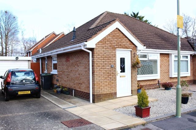  Image of 2 Bedroom Property  For Sale at Florentine Way  Waterlooville, PO7 8JU