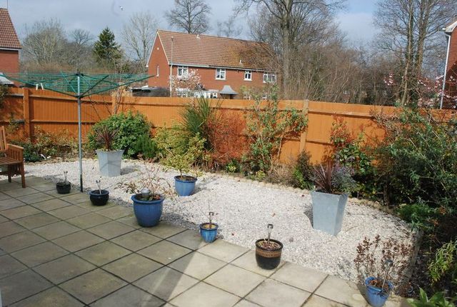  Image of 2 Bedroom Property  For Sale at Florentine Way  Waterlooville, PO7 8JU