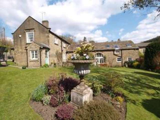  Image of 4 Bedroom Detached  For Sale at High Peak, SK23 0QR