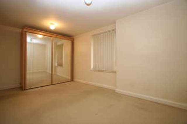  Image of 2 Bedroom Maisonette  For Sale at Torpoint Cornwall Torpoint, PL11 2AB