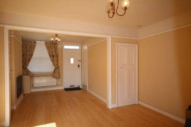  Image of 2 Bedroom Terraced  To Rent at Forehill  Ely, CB7 4AQ