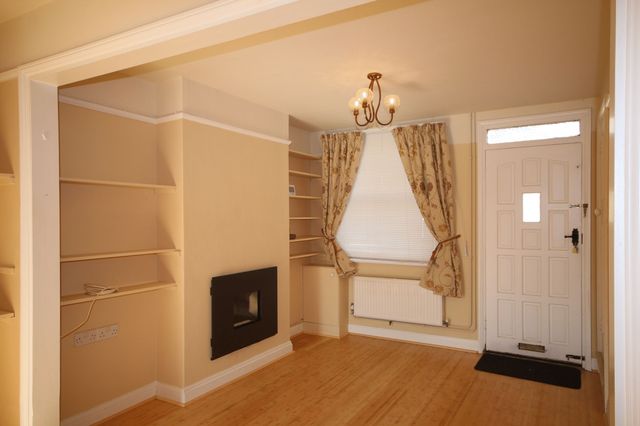  Image of 2 Bedroom Terraced  To Rent at Forehill  Ely, CB7 4AQ