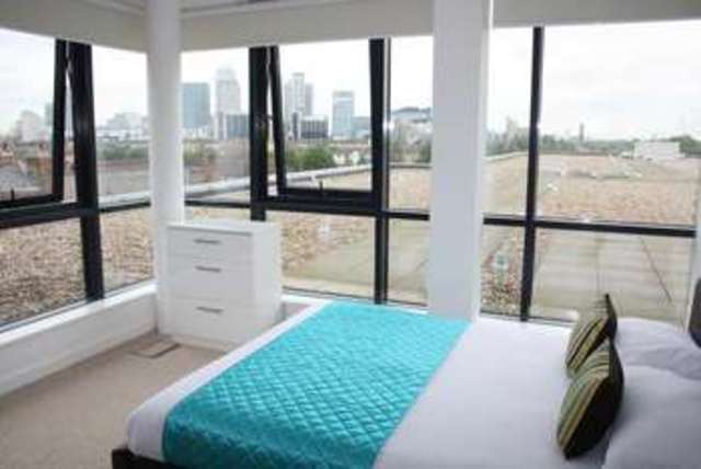  Image of 1 Bedroom Flat  For Sale at Docklands, E14 3GU
