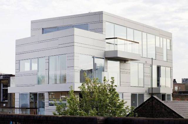  Image of 1 Bedroom Flat  For Sale at Fortescue Avenue  London Fields, E8 3QB