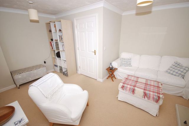  Image of 3 Bedroom Semi-Detached  For Sale at Foundry Barton  Frome, BA11 3HX