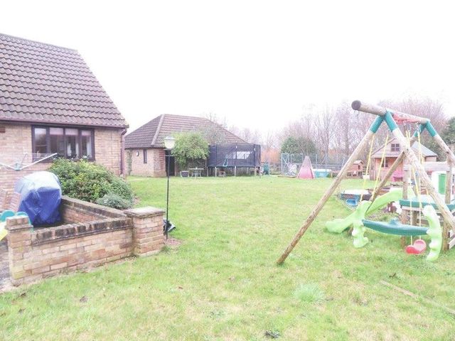  Image of 3 Bedroom Detached  To Rent at Freckenham Road Chippenham Ely, CB7 5QH
