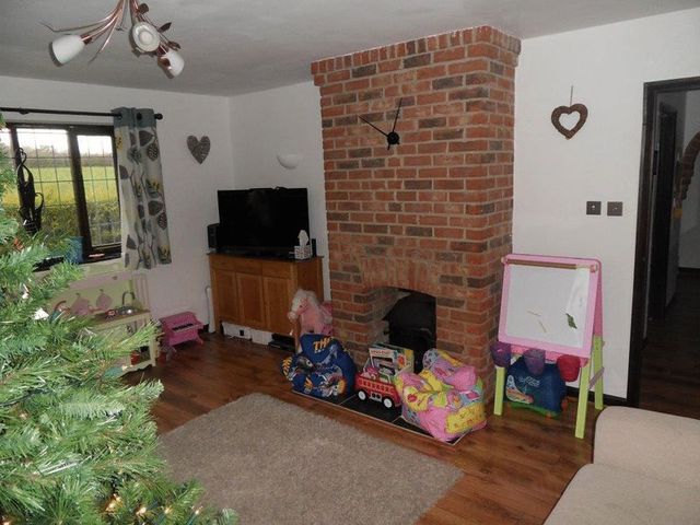  Image of 3 Bedroom Detached  To Rent at Freckenham Road Chippenham Ely, CB7 5QH