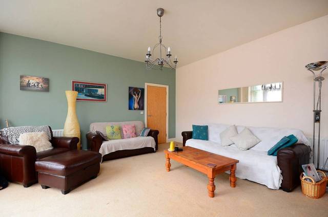  Image of 3 Bedroom Flat  For Sale at Furrow Lane  Lower Clapton, E9 6JS