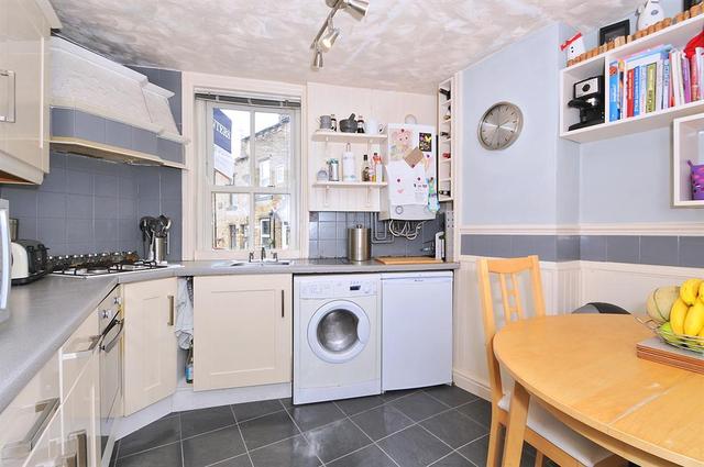  Image of 2 Bedroom Terraced  For Sale at Bradford  Calverley, BD10 9AU