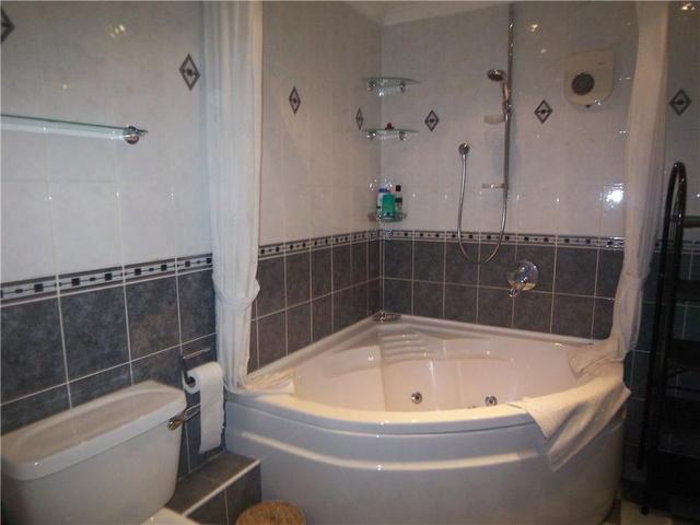  Image of 2 Bedroom Detached  To Rent at Gallowgate Glasgow Glasgow, G4 0TX