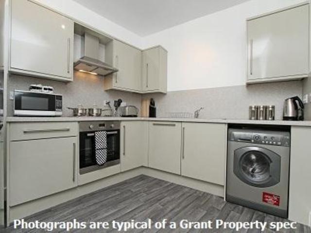  Image of 5 Bedroom Flat  To Rent at Dundee  Dundee, DD3 6HE