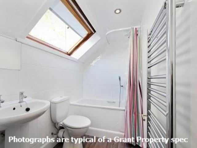  Image of 5 Bedroom Flat  To Rent at Dundee  Dundee, DD3 6HE