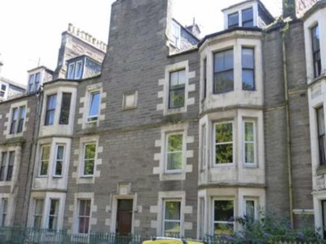  Image of 5 Bedroom Flat  To Rent at Dundee  Dundee, DD3 6HE