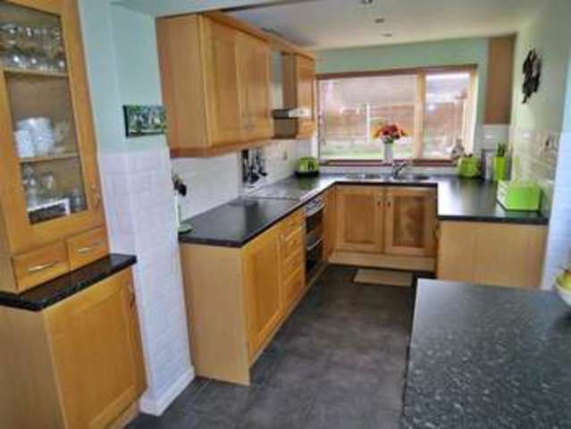  Image of 3 Bedroom Semi-Detached  For Sale at Gascoigne Road  Leeds, LS15 4LR