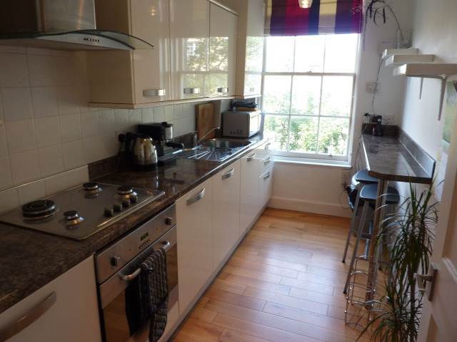  Image of 2 Bedroom Flat  To Rent at Broughton Edinburgh Edinburgh, EH1 3NX