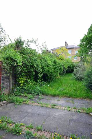  Image of 4 Bedroom Detached  To Rent at Gayhurst Road  Hackney, E8 3EH