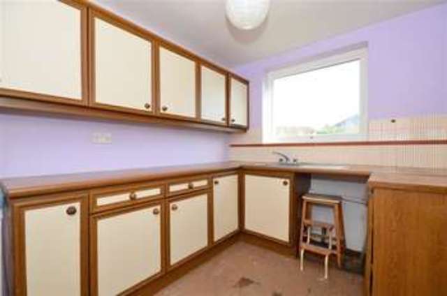  Image of 4 Bedroom End Of Terrace  For Sale at Brentwood Essex Brentwood, CM14 4UA