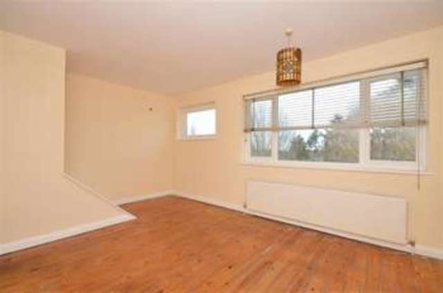  Image of 4 Bedroom End Of Terrace  For Sale at Brentwood Essex Brentwood, CM14 4UA