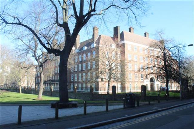  Image of 3 Bedroom Apartment  To Rent at Deptford, SE8 3DL