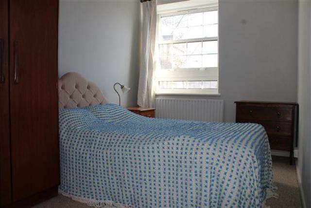  Image of 3 Bedroom Apartment  To Rent at Deptford, SE8 3DL