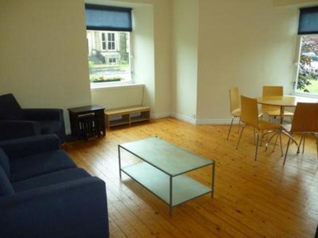  Image of 2 Bedroom Flat  To Rent at Stirling  Stirling, FK8 2NN