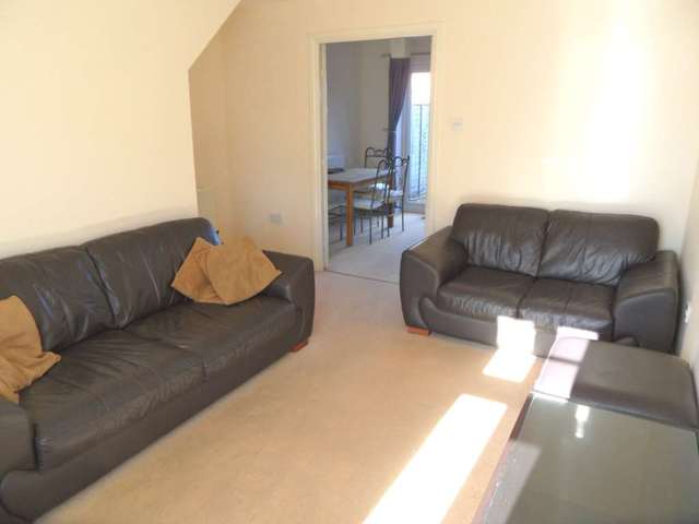  Image of 2 Bedroom Semi-Detached  To Rent at Gladstone Way  Newton Le Willows, WA12 9WR