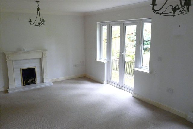  Image of 5 Bedroom Detached  For Sale at Clayton Bradford Clayton, BD14 6NF