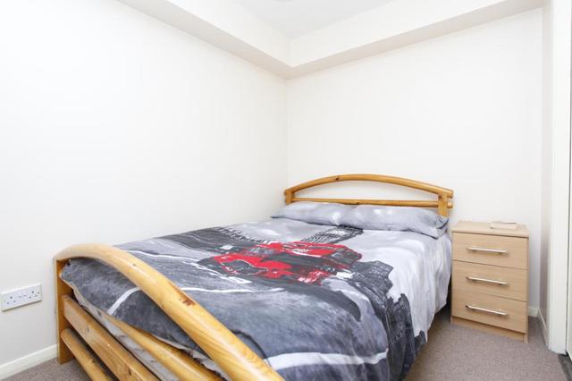  Image of Flat  For Sale at Glenville Grove  Deptford High Street, SE8 4BP