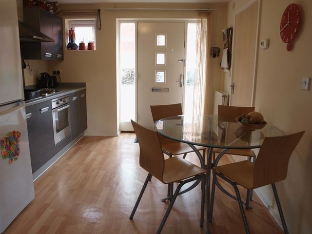  Image of 3 Bedroom Semi-Detached  For Sale at Goldstraw Lane Fernwood Newark, NG24 3FD