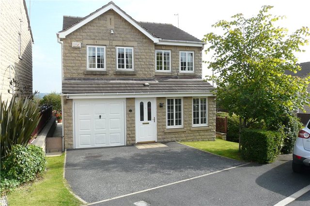  Image of 4 Bedroom Detached  For Sale at Idle Bradford Dudley Hill, BD10 8SZ