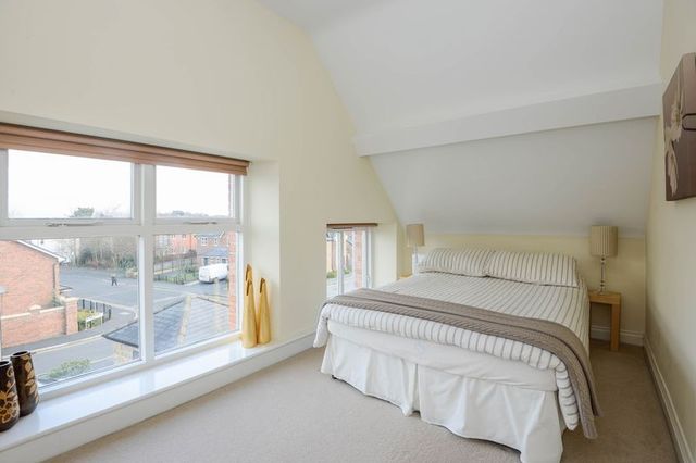  Image of 2 Bedroom Flat  For Sale at Grammar School Court  Ormskirk, L39 4PY