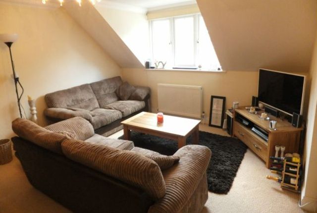  Image of 2 Bedroom Flat  For Sale at Wadhurst, TN5 6RD