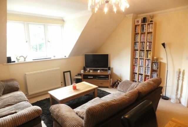  Image of 2 Bedroom Flat  For Sale at Wadhurst, TN5 6RD