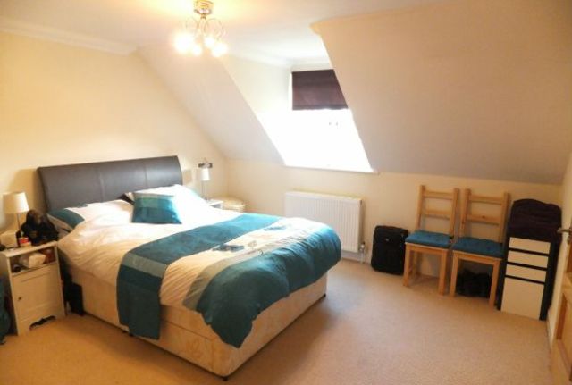  Image of 2 Bedroom Flat  For Sale at Wadhurst, TN5 6RD