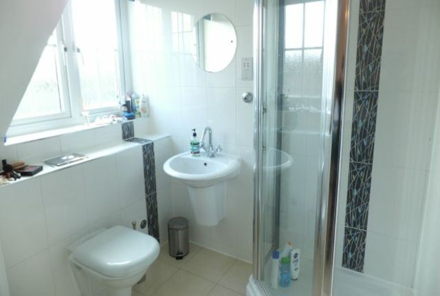  Image of 2 Bedroom Flat  For Sale at Wadhurst, TN5 6RD