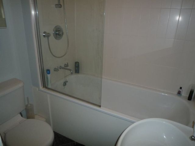  Image of 1 Bedroom Flat  To Rent at New Town Edinburgh Edinburgh, EH3 6QW