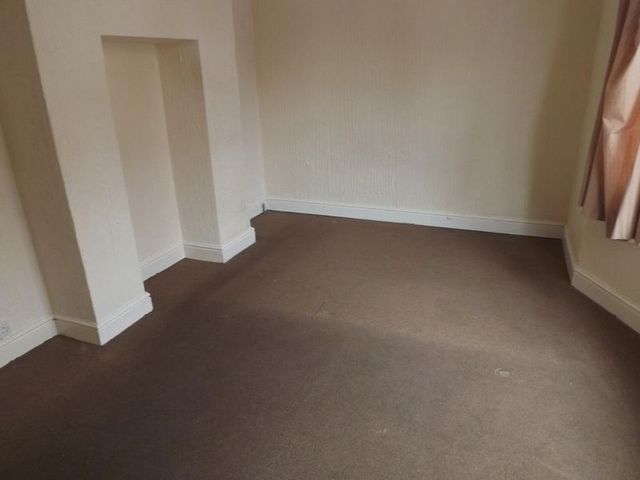  Image of 3 Bedroom Terraced  For Sale at Wellington Road  Great Yarmouth, NR30 3AQ