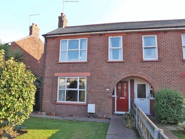  Image of 3 Bedroom Semi-Detached  For Sale at Town Wall Road  Great Yarmouth, NR30 1DJ