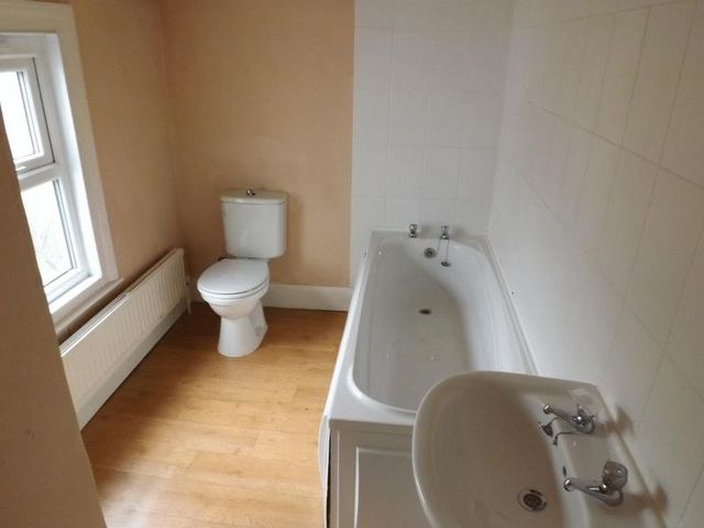  Image of 2 Bedroom Terraced  For Sale at Queens Road  Great Yarmouth, NR30 3HT