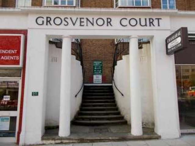  Image of 2 Bedroom Flat  To Rent at Brighton Road  Sutton, SM2 5BL