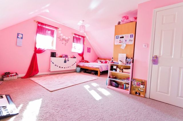  Image of 5 Bedroom Property  For Sale at Yarmouth Road  Lowestoft, NR32 4AQ