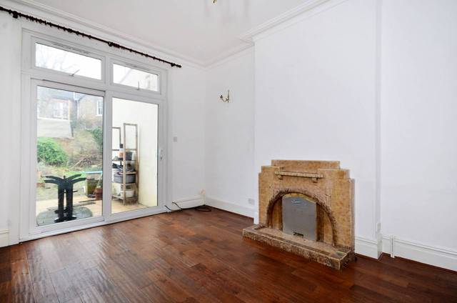  Image of 5 Bedroom Detached  For Sale at Gunton Road  Hackney, E5 9JS