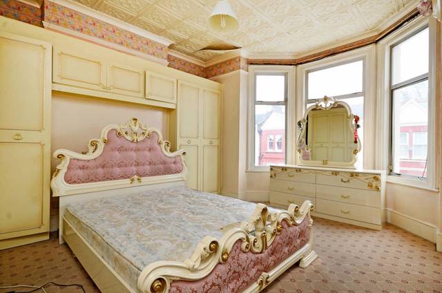  Image of 5 Bedroom Detached  For Sale at Gunton Road  Hackney, E5 9JS