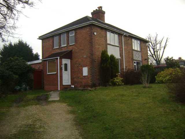  Image of 3 Bedroom Semi-Detached  To Rent at Halewood Grove  Birmingham, B28 9QB