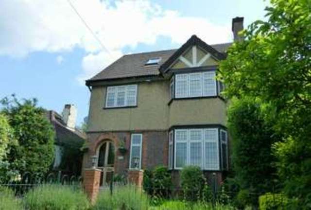  Image of 5 Bedroom Detached  For Sale at Watford, WD19 4PJ
