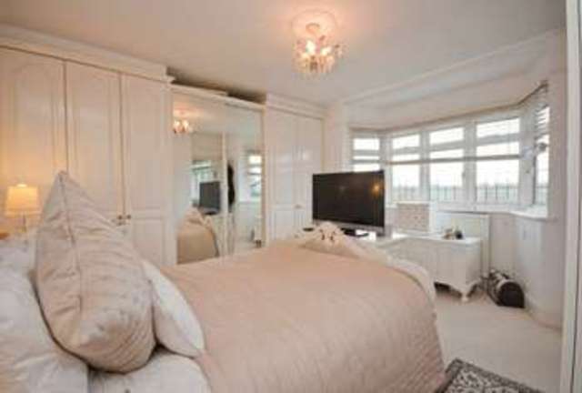  Image of 5 Bedroom Detached  For Sale at Watford, WD19 4PJ