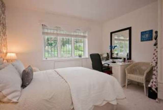  Image of 5 Bedroom Detached  For Sale at Watford, WD19 4PJ
