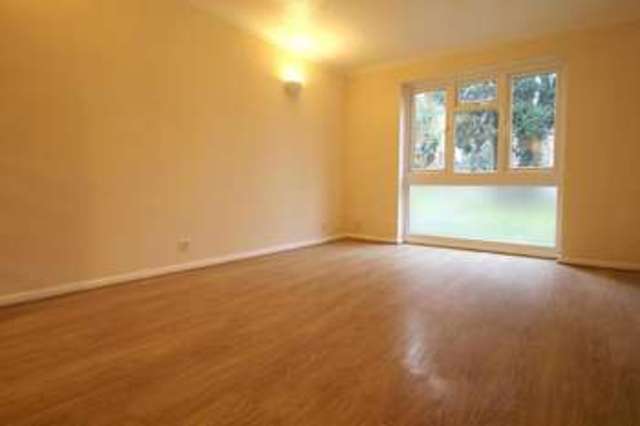  Image of 1 Bedroom Flat  To Rent at Harrow Lodge 28 Eaton Road Sutton, SM2 5EE