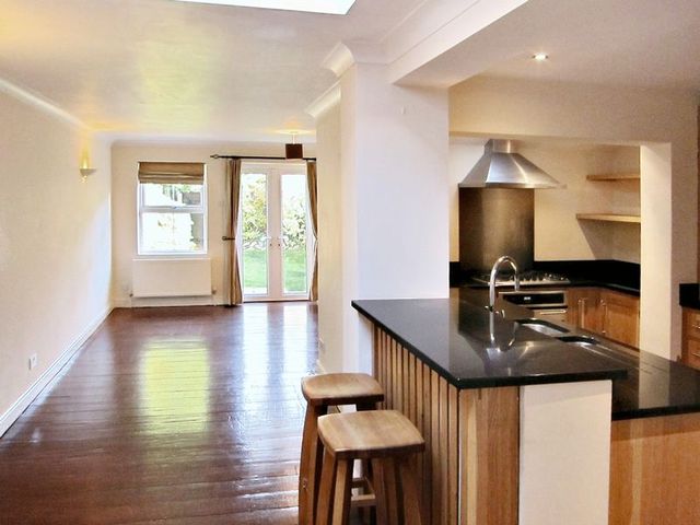  Image of 3 Bedroom Semi-Detached  For Sale at Harvest Road Englefield Green Englefield Green, TW20 0QR